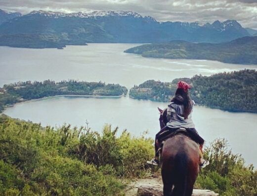 Cabalgatas Montahue Villa La Angostura